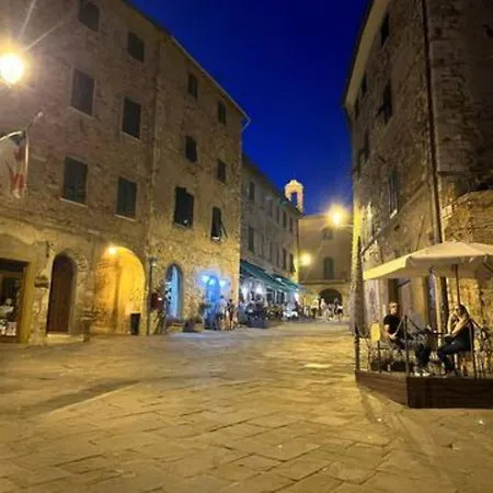 Free Parking - Tosca - Ampio Nel Borgo Medioevale Di Apartment Suvereto